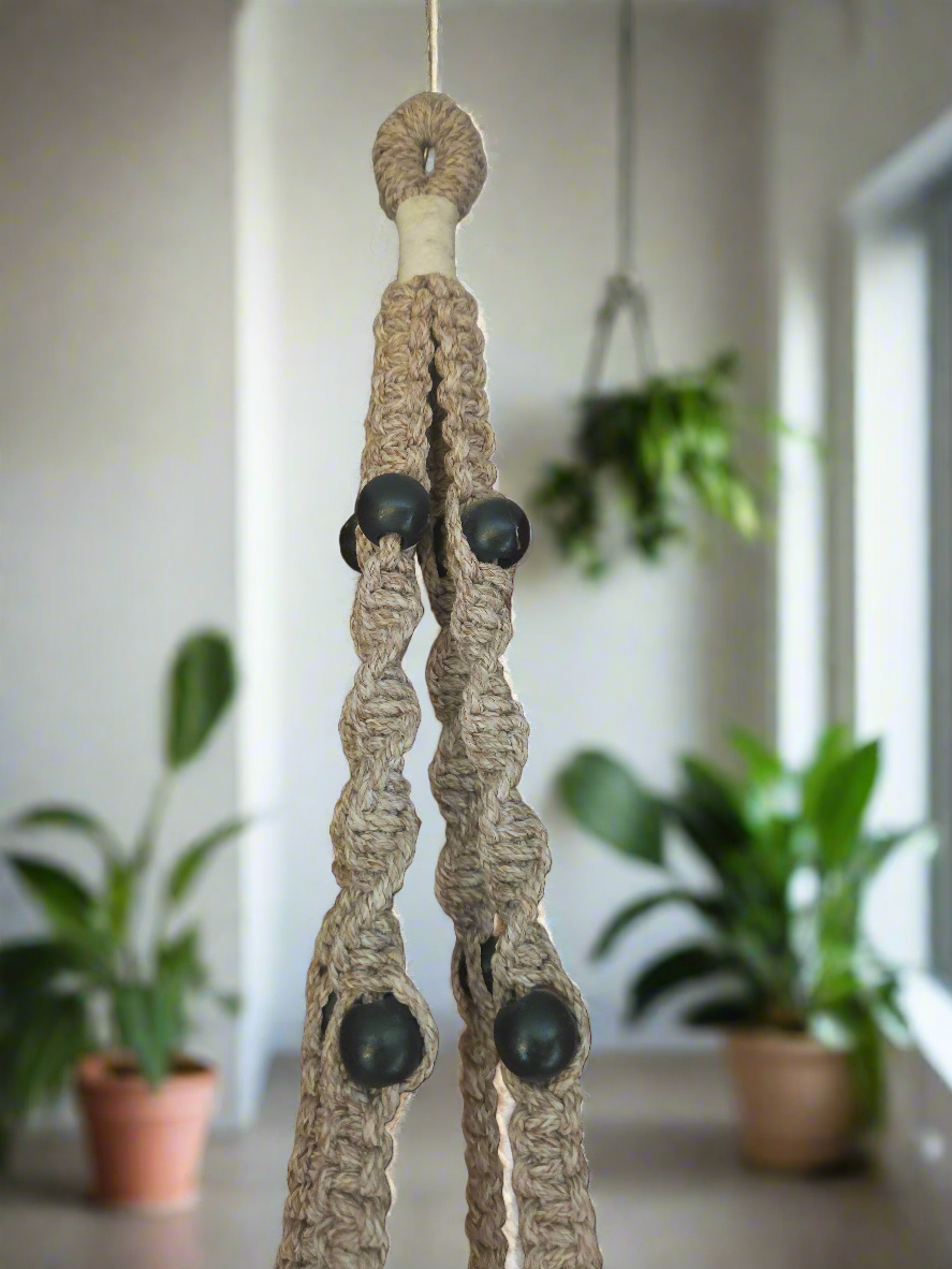 Plant hanger