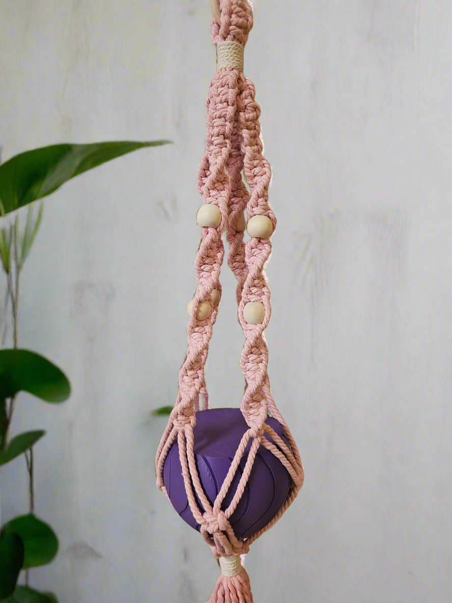 Macrame plant hanger