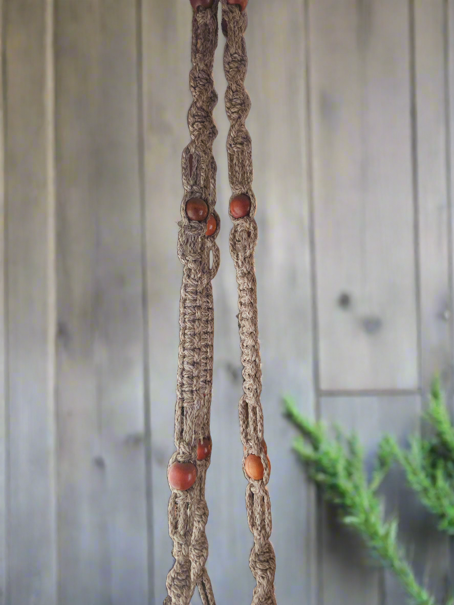 Macrame plant hanger